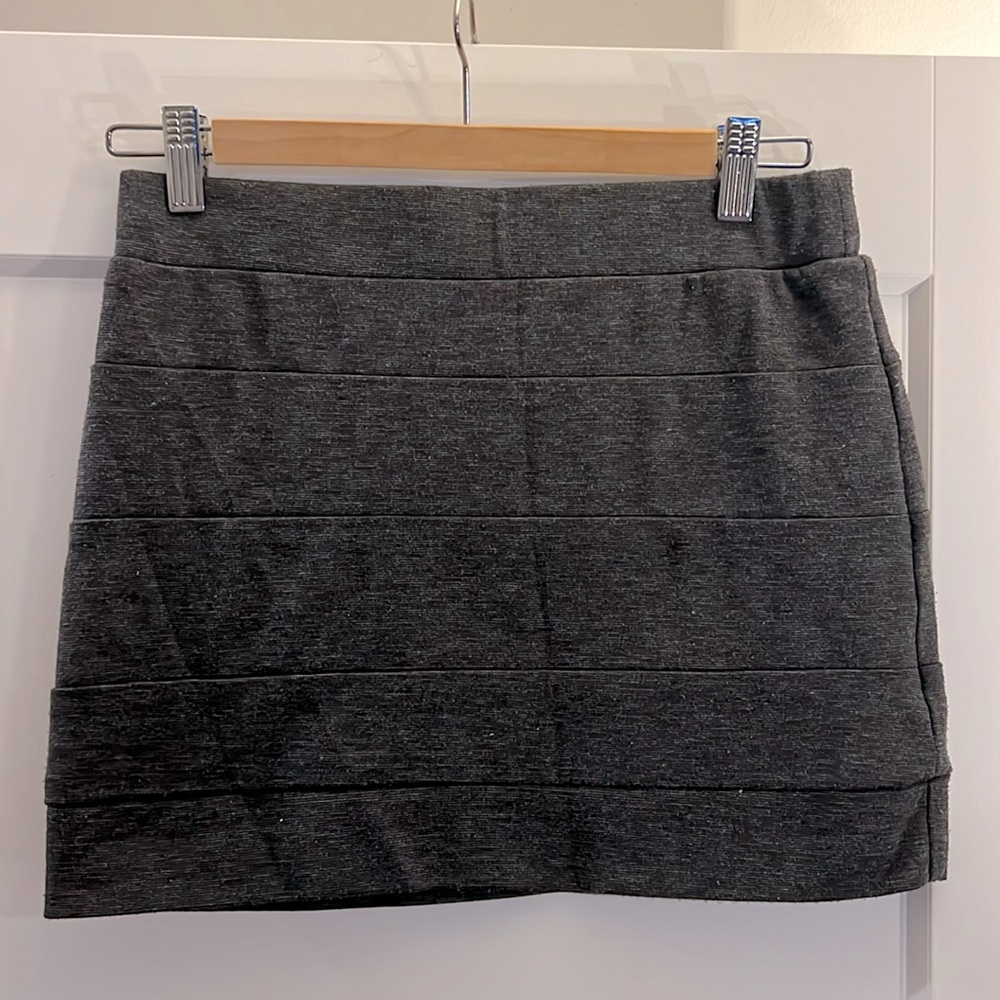 Soft grey mini skirt for over leggings.